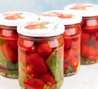 Вкусные рецепты маринованных помидоров на зиму