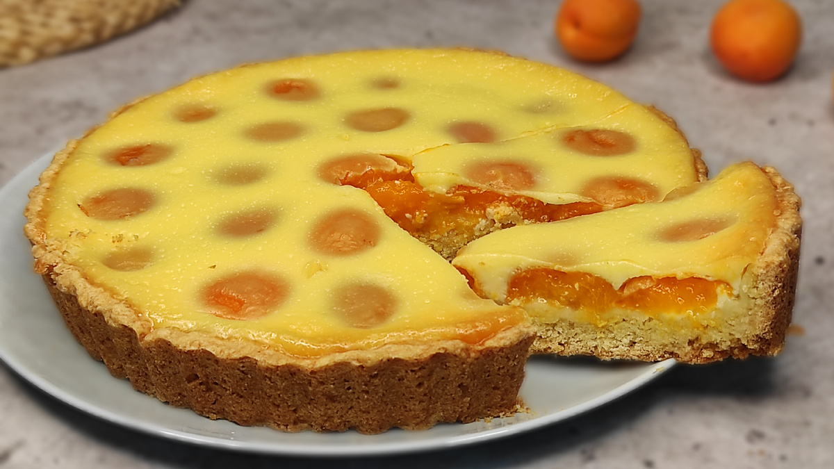 Летний пирог с абрикосами: простой рецепт для всей семьи