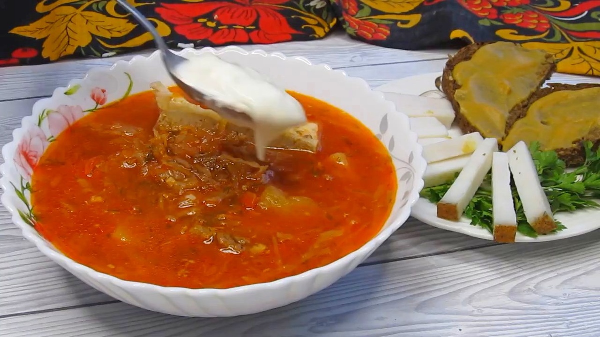 Как приготовить идеальный борщ: секреты, которые покорят всех за столом