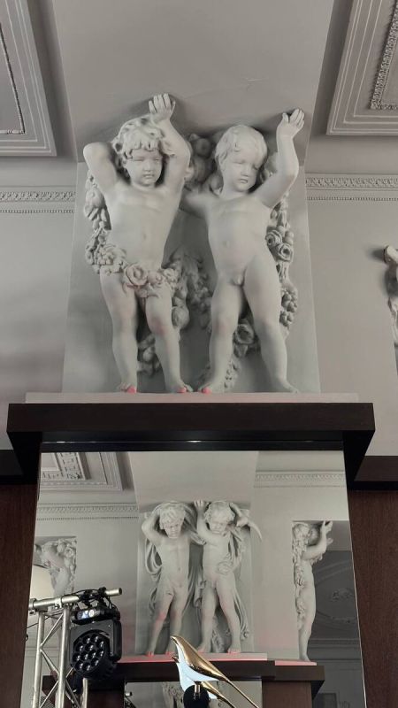 Пуси Лебеди: привлекающие цены и необычное меню