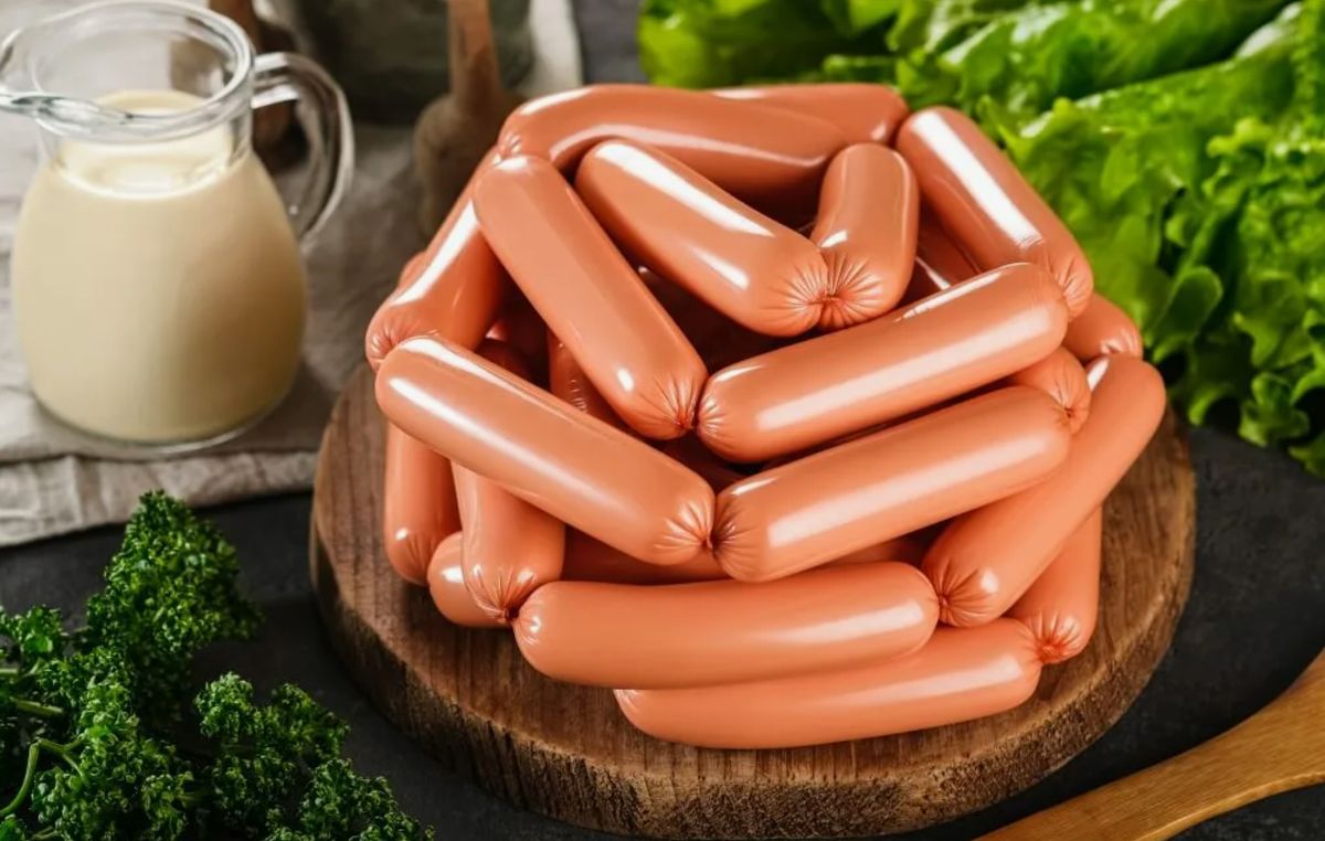 Топ брендов сосисок с отличным составом: что выбрать на ужин