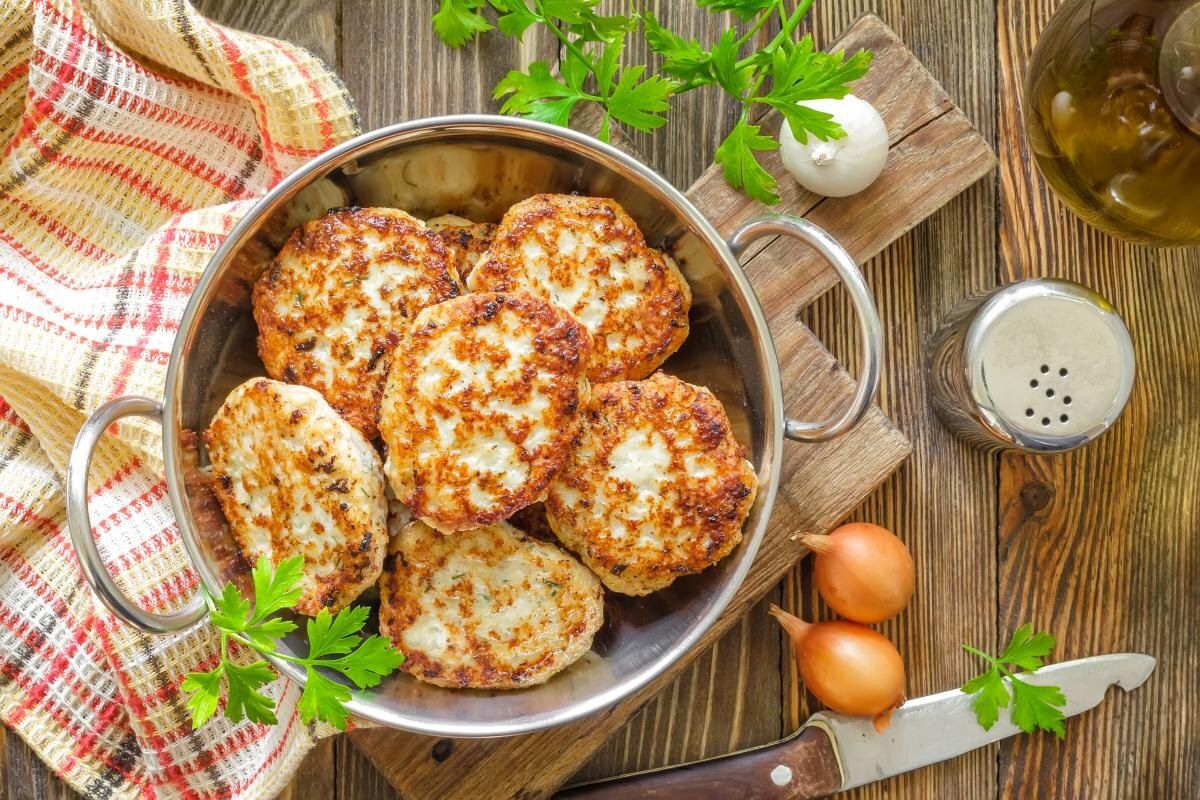 Как спасти котлеты от пересоленности: хитрости и советы