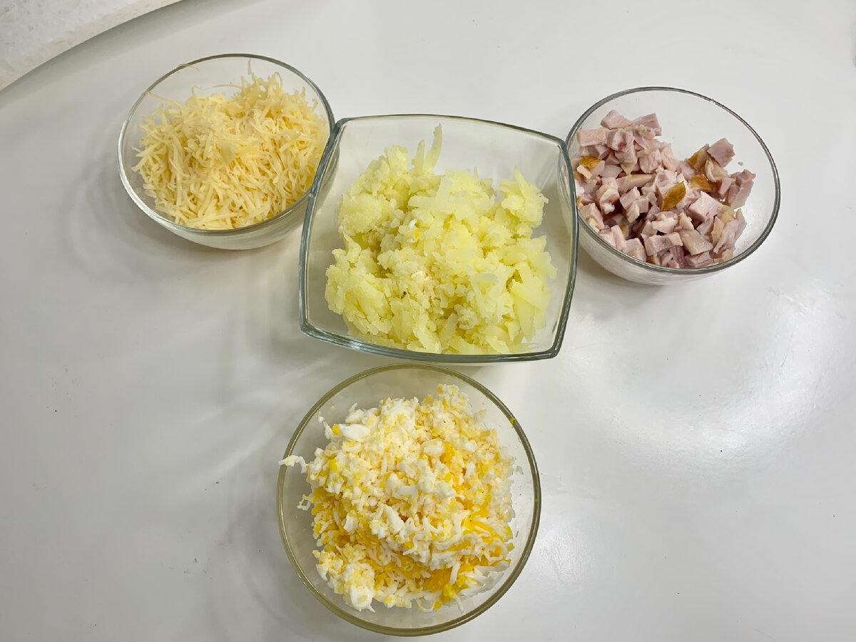 Салат «Карнавал»: приготовление без праздников