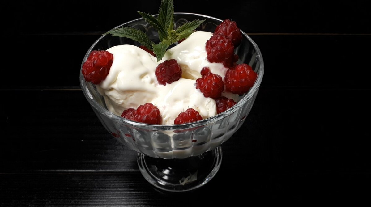 Натуральное мороженое за считанные минуты: только два ингредиента