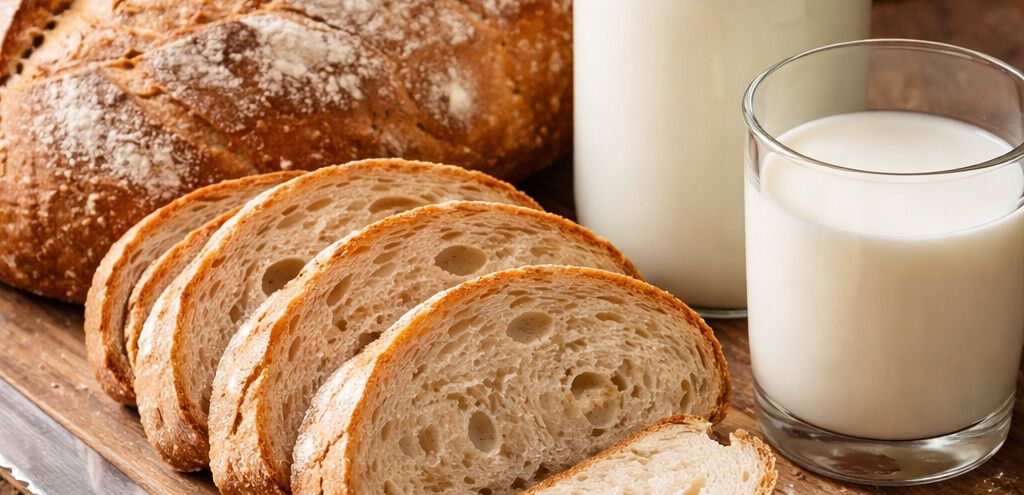 Хлеб с молоком: простой и полезный перекус, который стоит попробовать