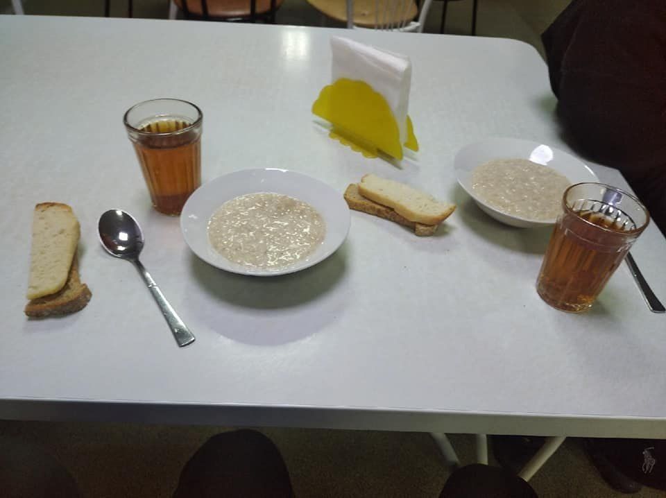 Проблемы с питанием в школах: проверки госконтроля выявили серьезные нарушения