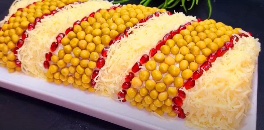 Салат с курицей, который станет звездой вашего новогоднего стола