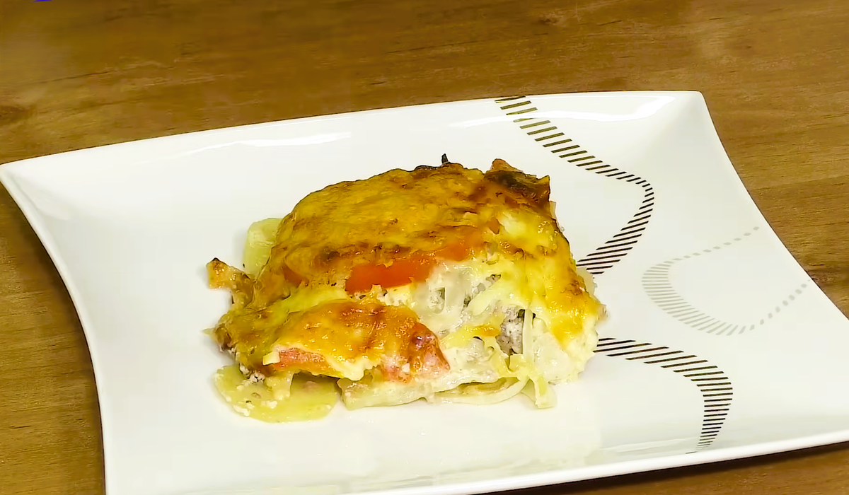 Вкусная картофельная запеканка с фаршем для всей семьи