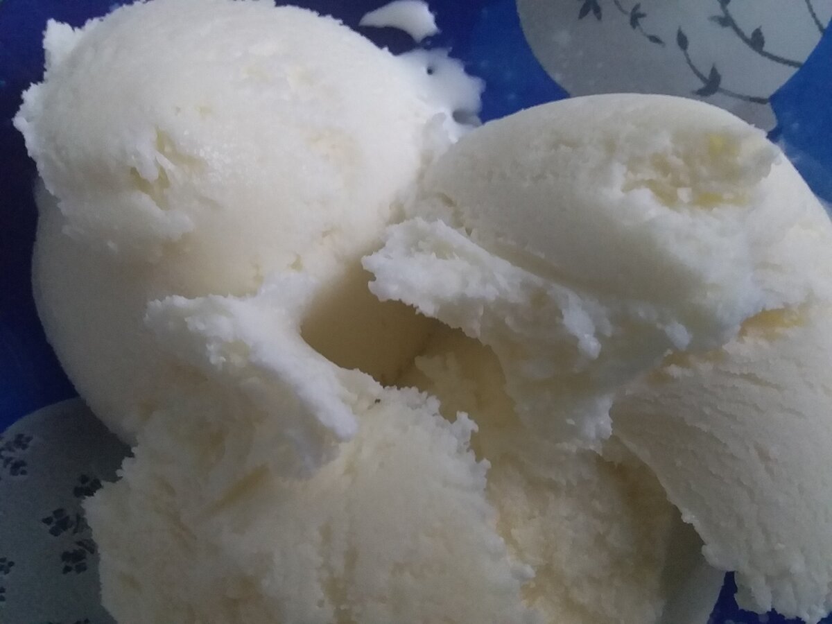 Неожиданные детали домашнего мороженого из сгущенки и сметаны