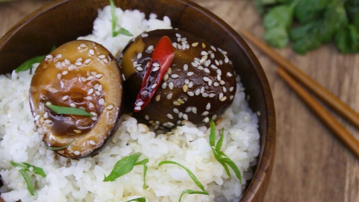 Маринованные яйца: простая закуска с азиатским акцентом