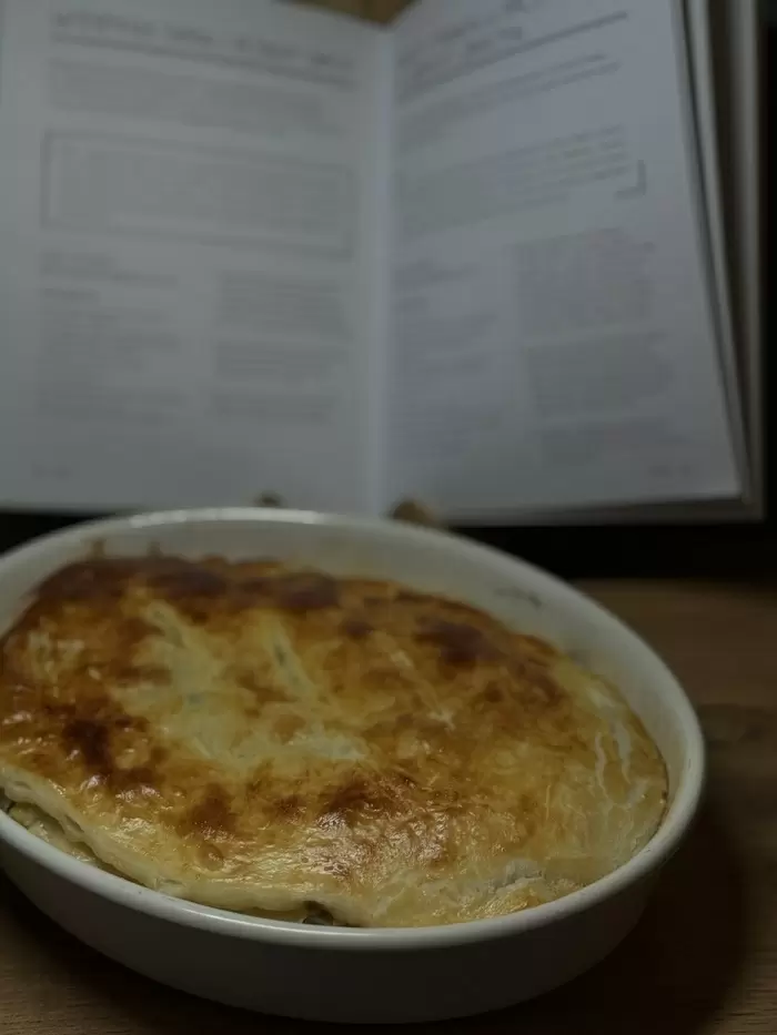 Грибной пирог с луком-пореем из 'Зеленого дракона'