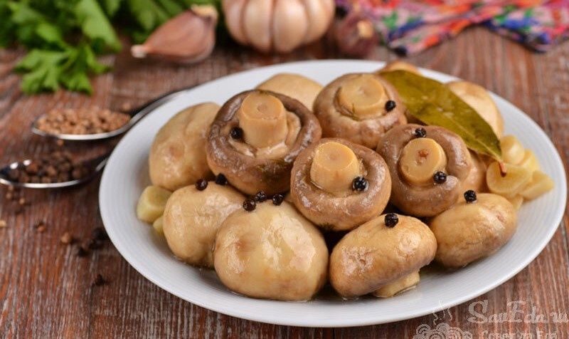 Маринованные шампиньоны за считанные минуты — простая закуска на каждый день