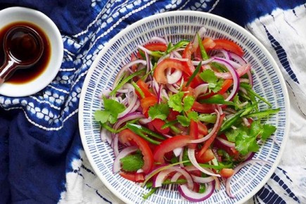 Салат 'Тигр': Официоз с уличным шиком из Синьцзяна