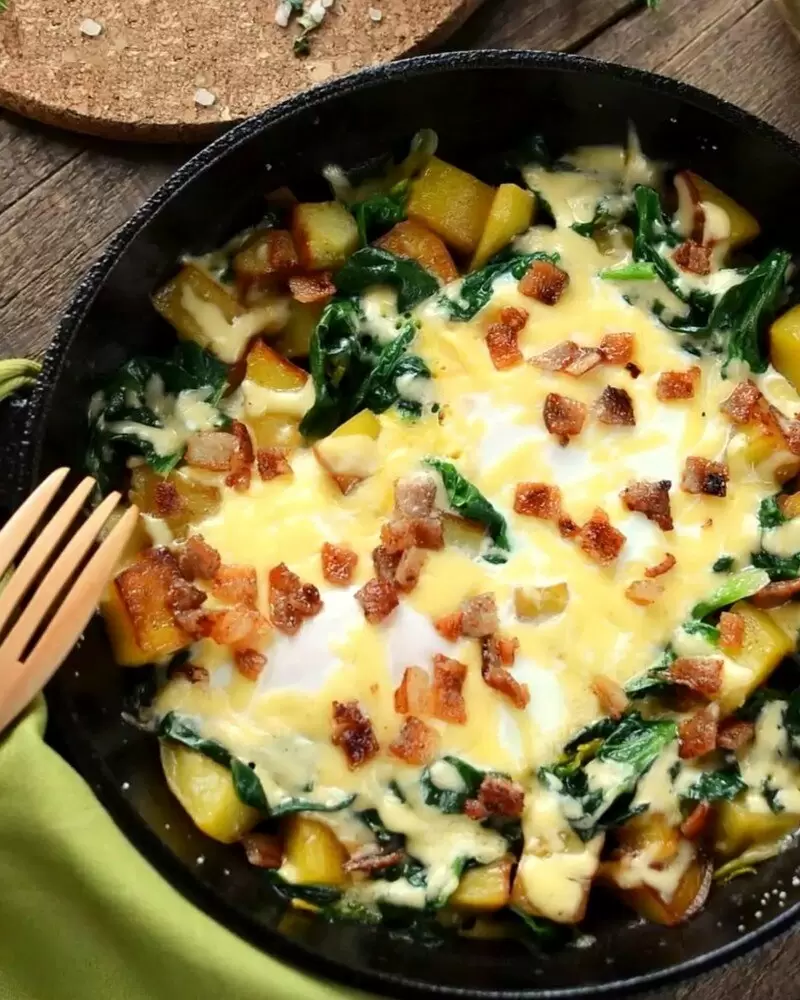 Завтрак, который легко готовить: все на одной сковороде