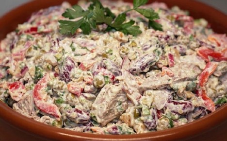 Секреты грузинского салата “Тбилиси”: как создать атмосферу праздника за столом