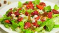 Летний салат с клубникой и сыром фета: отдых для вкусовых рецепторов