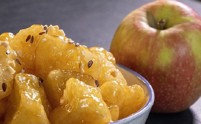 Яблоки в карамели: секрет простоты и восхитительного вкуса