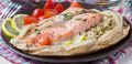 Кулинарная находка: запеченный лосось с укропом и рисом